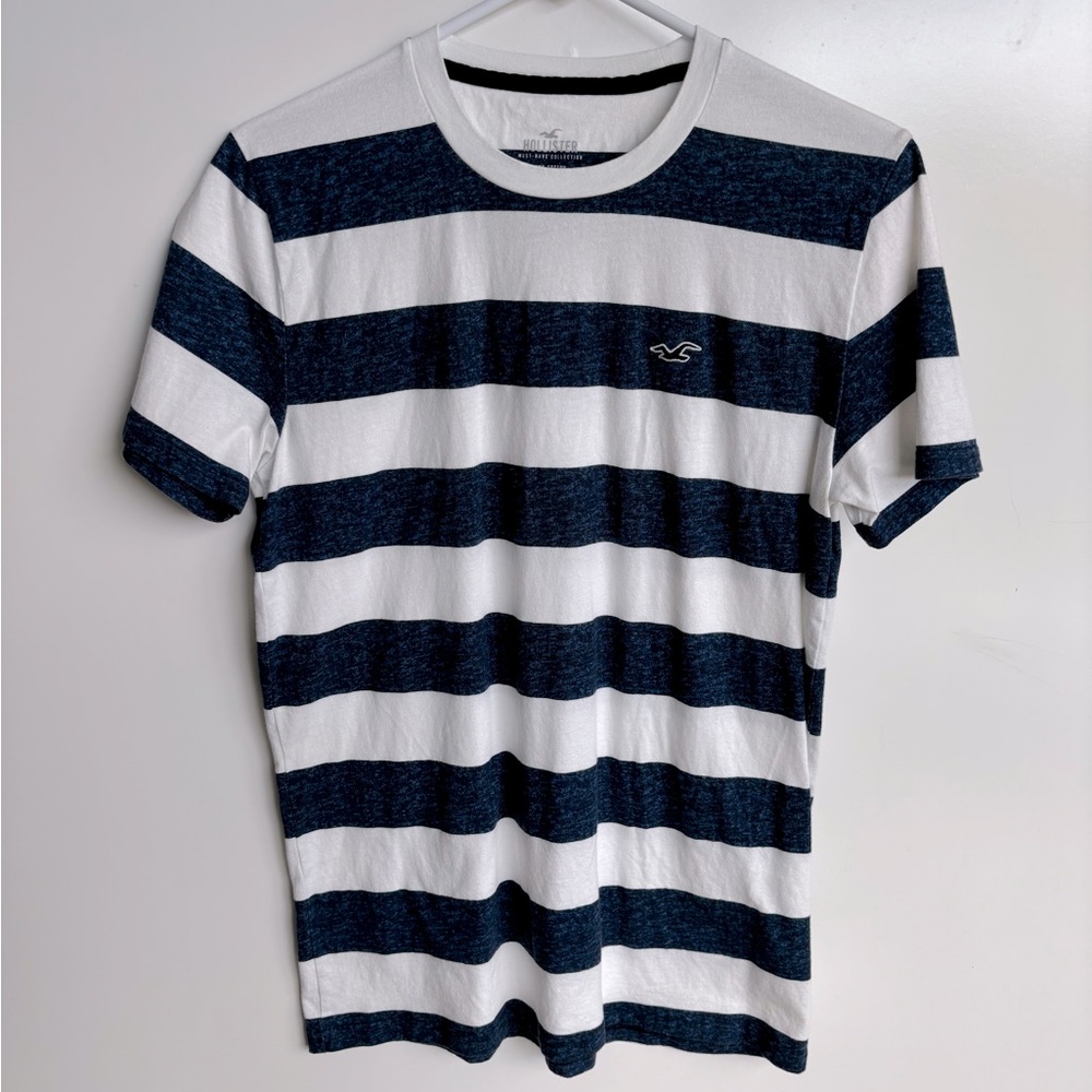 Hollister Striped Tee Size Small